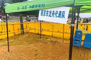 迪马：那不勒斯接近签佩雷斯，1600万转会费+200万奖金+租借球员